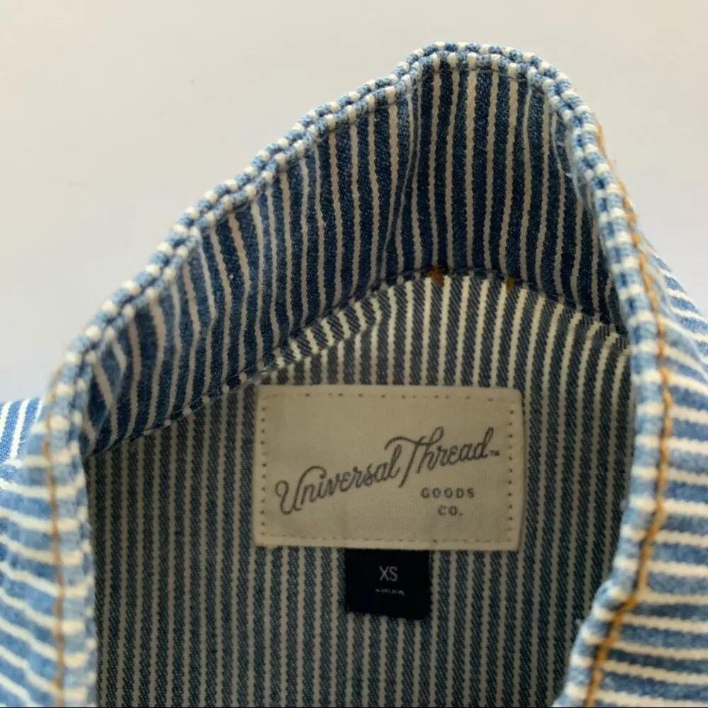 Via Penny Lane Reworked Apparel | Aerosmith Graphic Denim Jacket XS Blue - Image 4