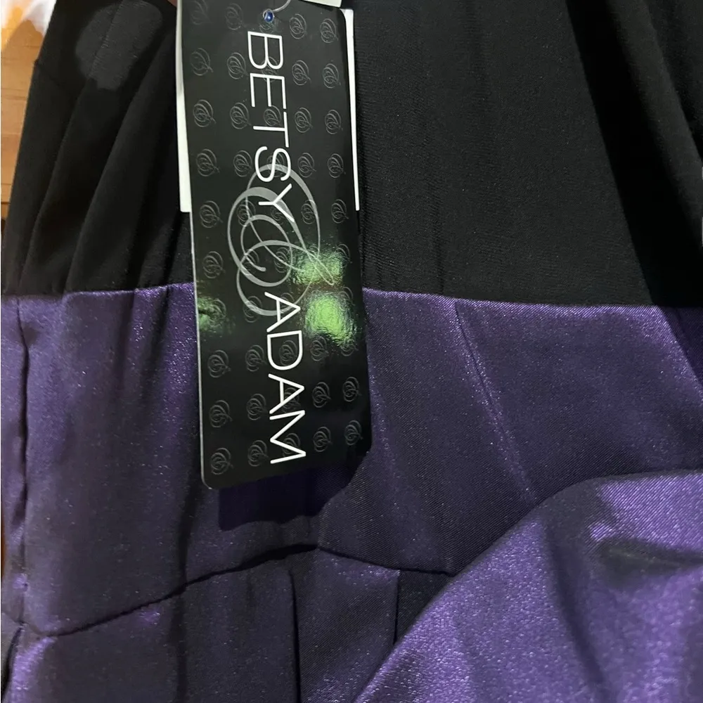 Betsy & Adam Women’s Fit & Flair Purple And Black Midi Dress - Image 3