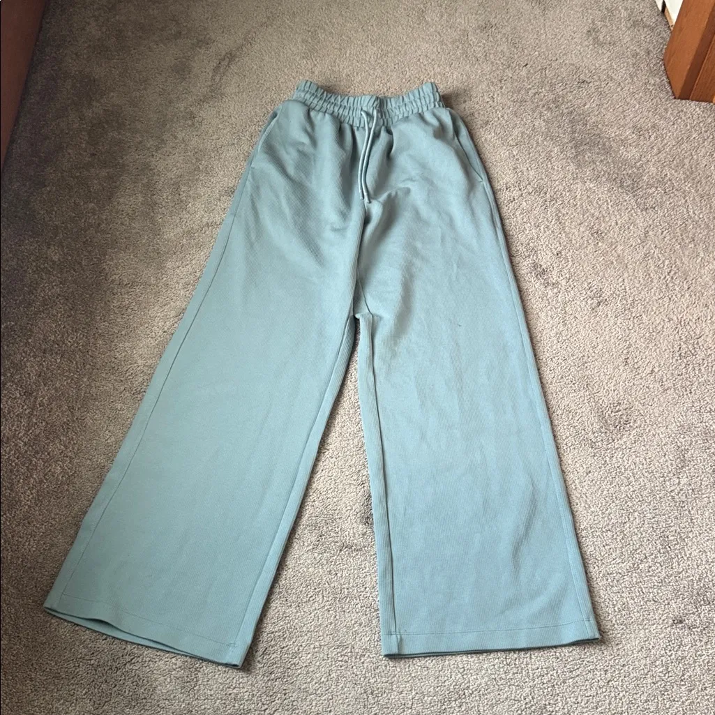 All In Motion Active Lounge Set SIZE XS/S - Image 8