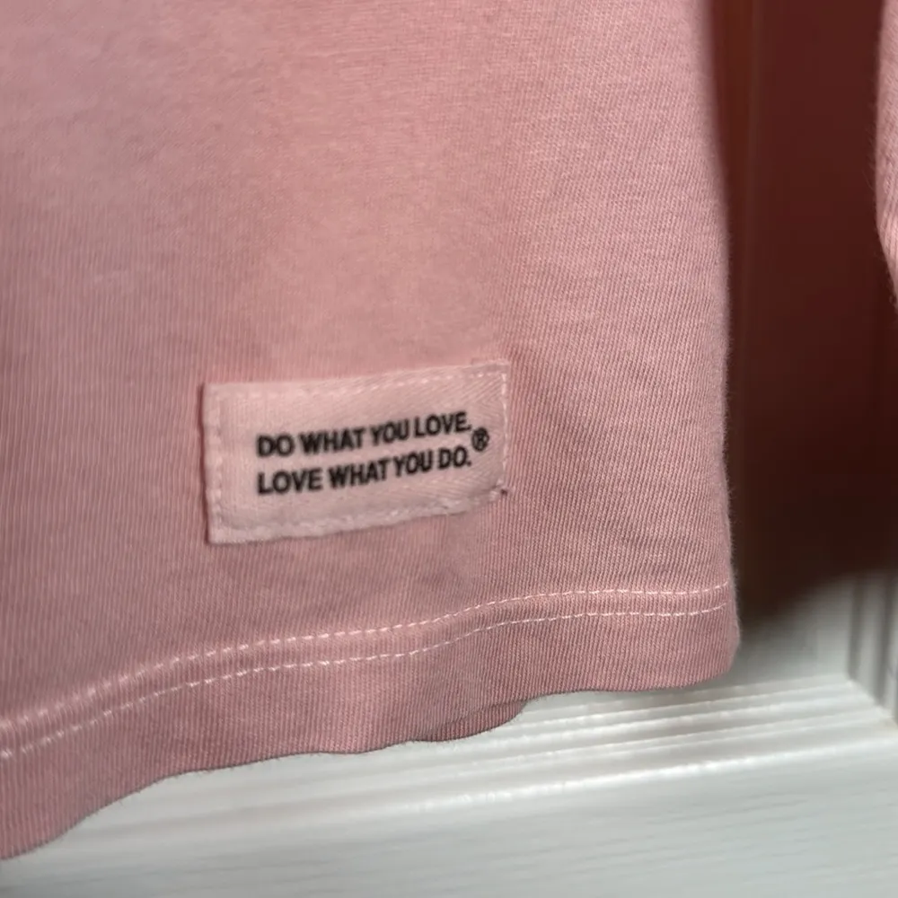 Life is Good Pink L/S You Can’t Buy Love But You Can Rescue It Crusher Tee Small - Image 4
