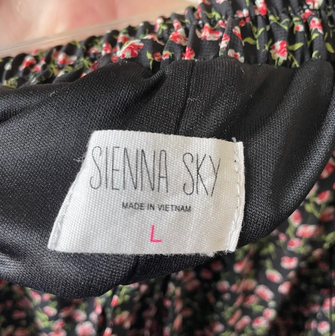 Mini Skirt - Image 6