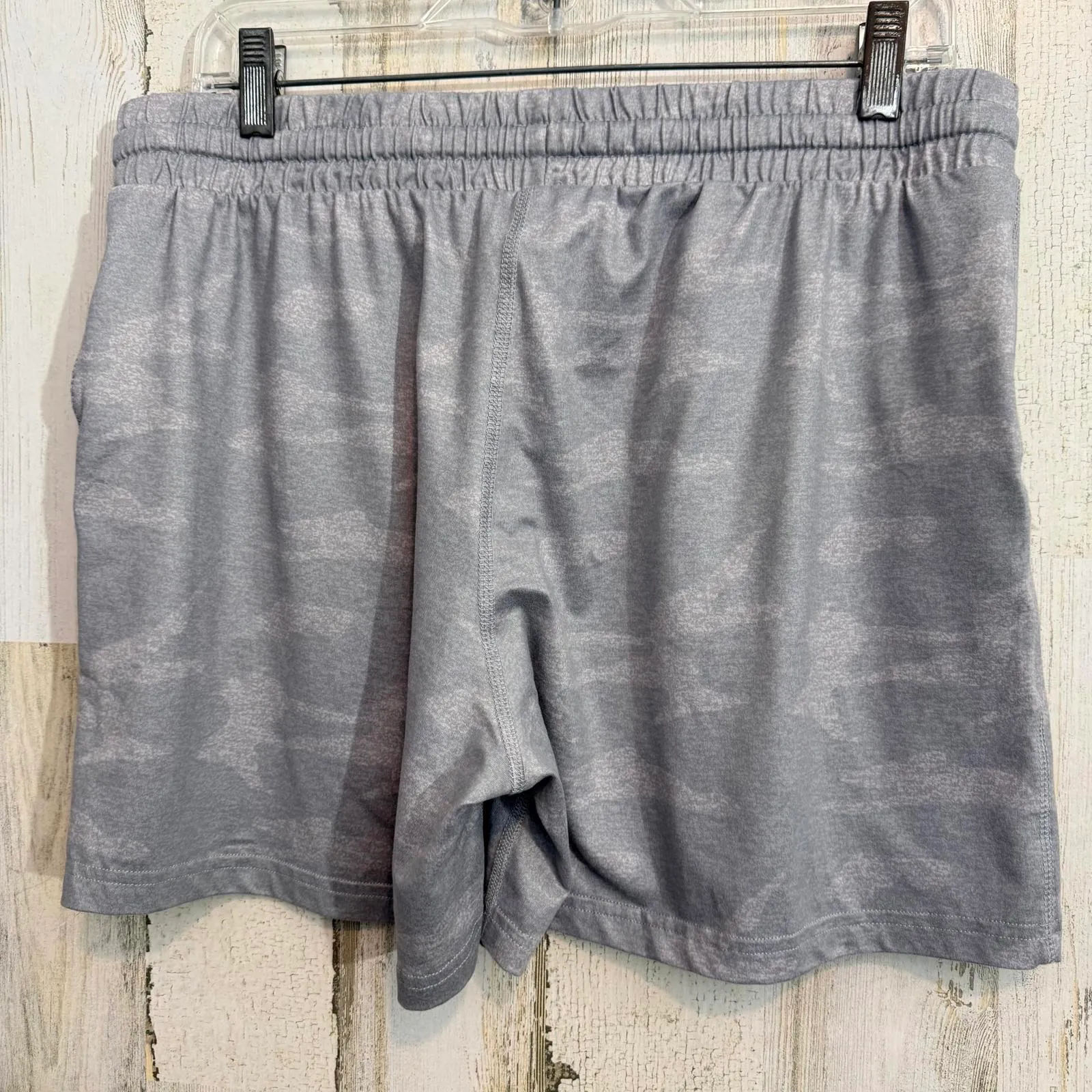 Pacific Trail Gray Athletic Shorts Drawstring Pockets Stretch Size L Casual Gym - Image 3