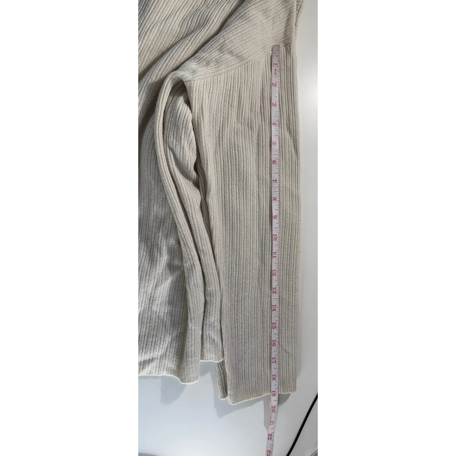 Magaschoni Cream Ribbed 100% Cashmere Collared Button Front Sweater Top M - Image 8