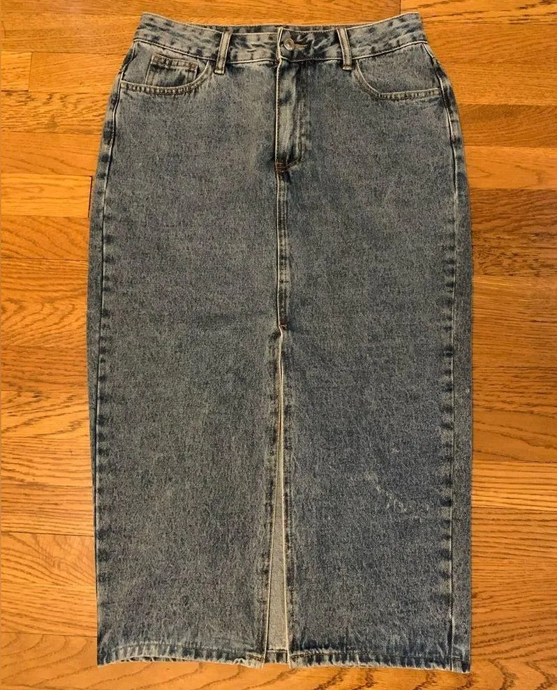 Acid wash Slit front denim midis skirt size M - Image 5