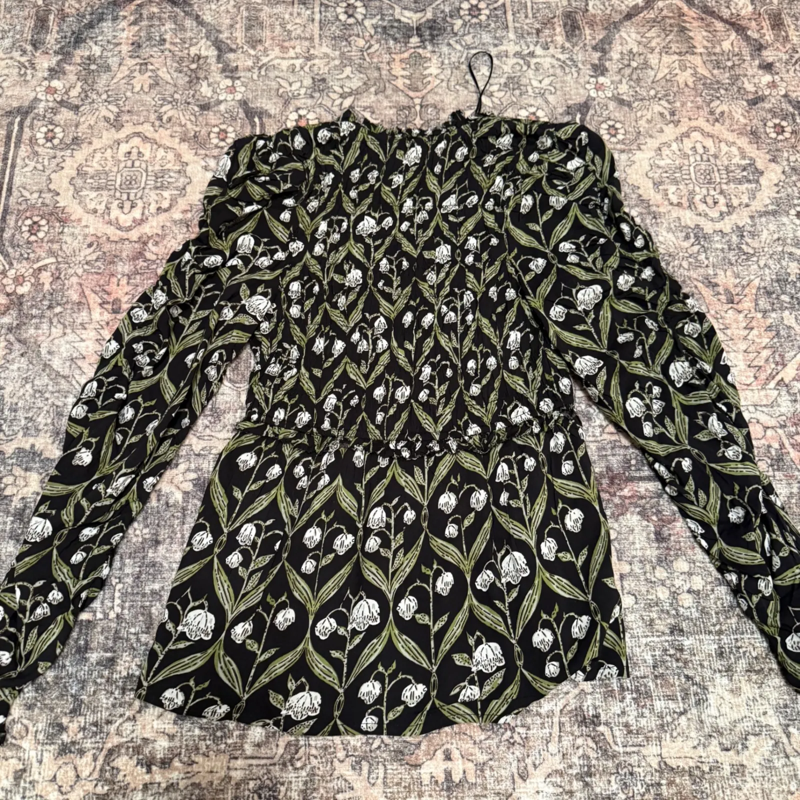 Anthropologie Ruched-Sleeve V-Neck Top S Romantic Floral Botanical Cottagecore - Image 5