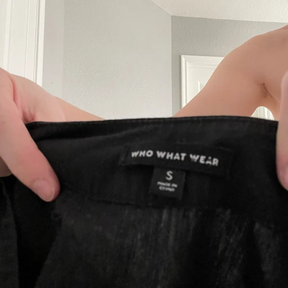 Who What Wear Black Peplum Tank Top - Image 3