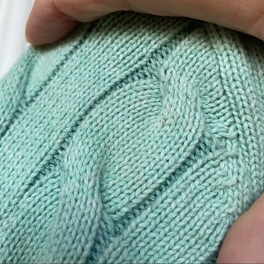 Brooks Brothers cableknit sweater Sz M - Image 6