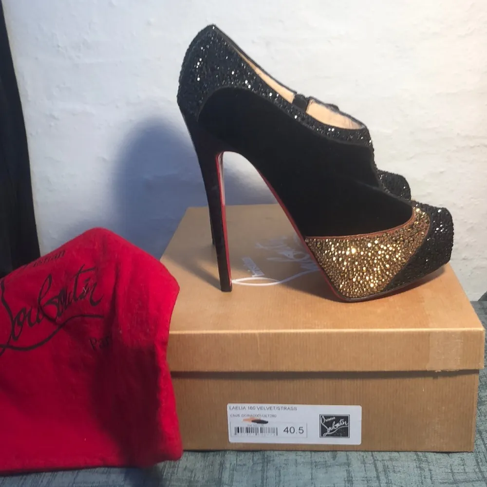 Laelia Strass 140 40.5 US 9 - Image 6