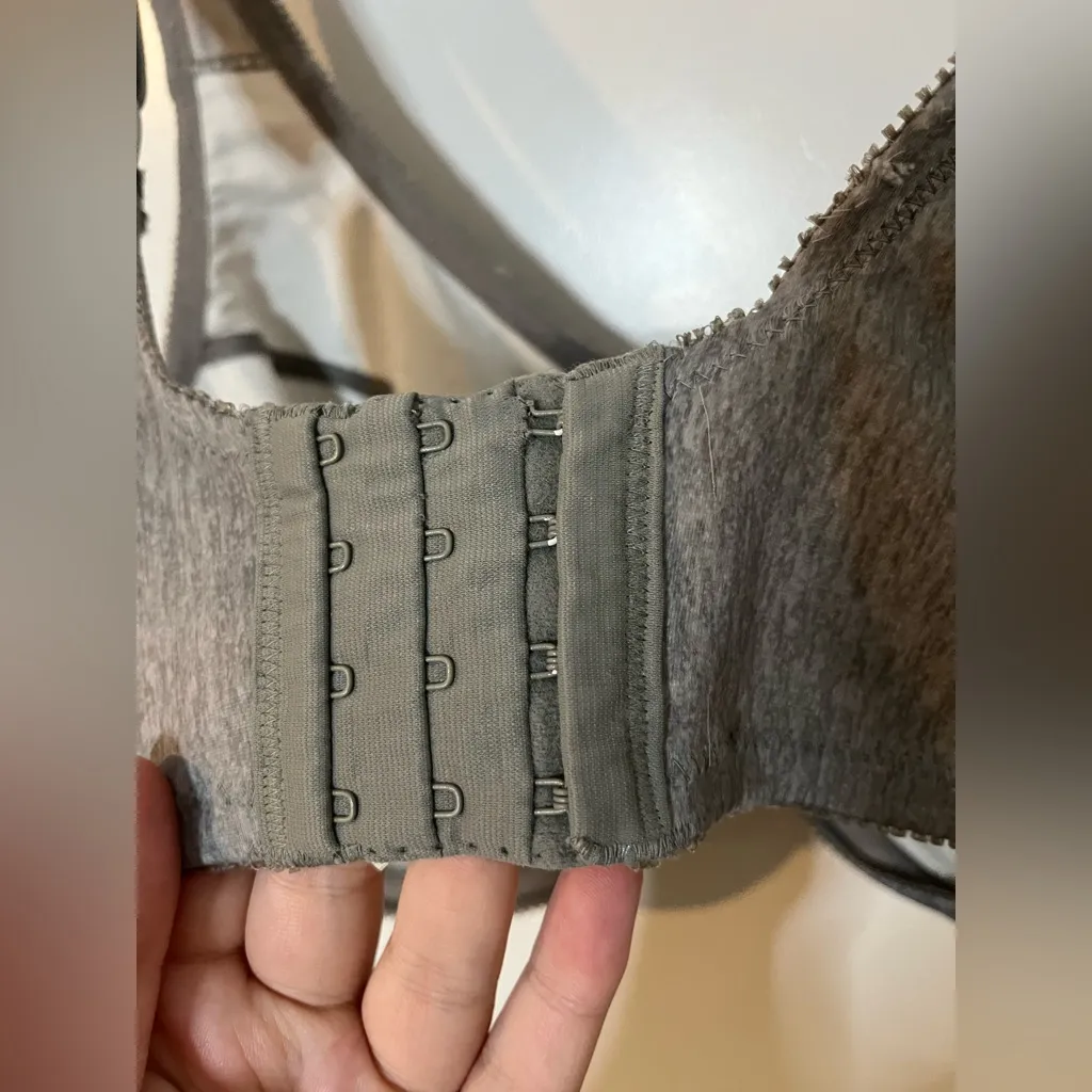 Cabernet Unlined Underwire Minimizer Brassiere Full Figure Coverage Bust Bra 42G Gray Size undefined - Image 4