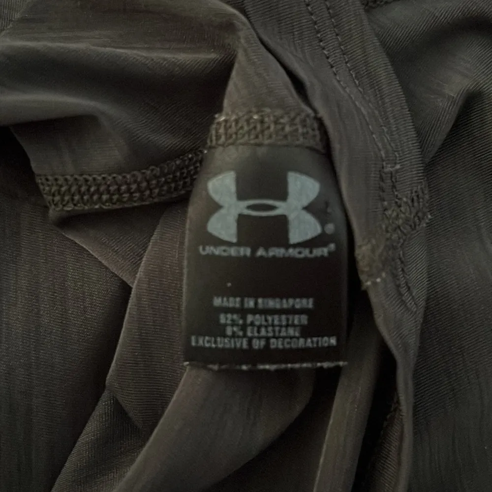 Under armor semi-fitted Long sleeve shirt - Image 4