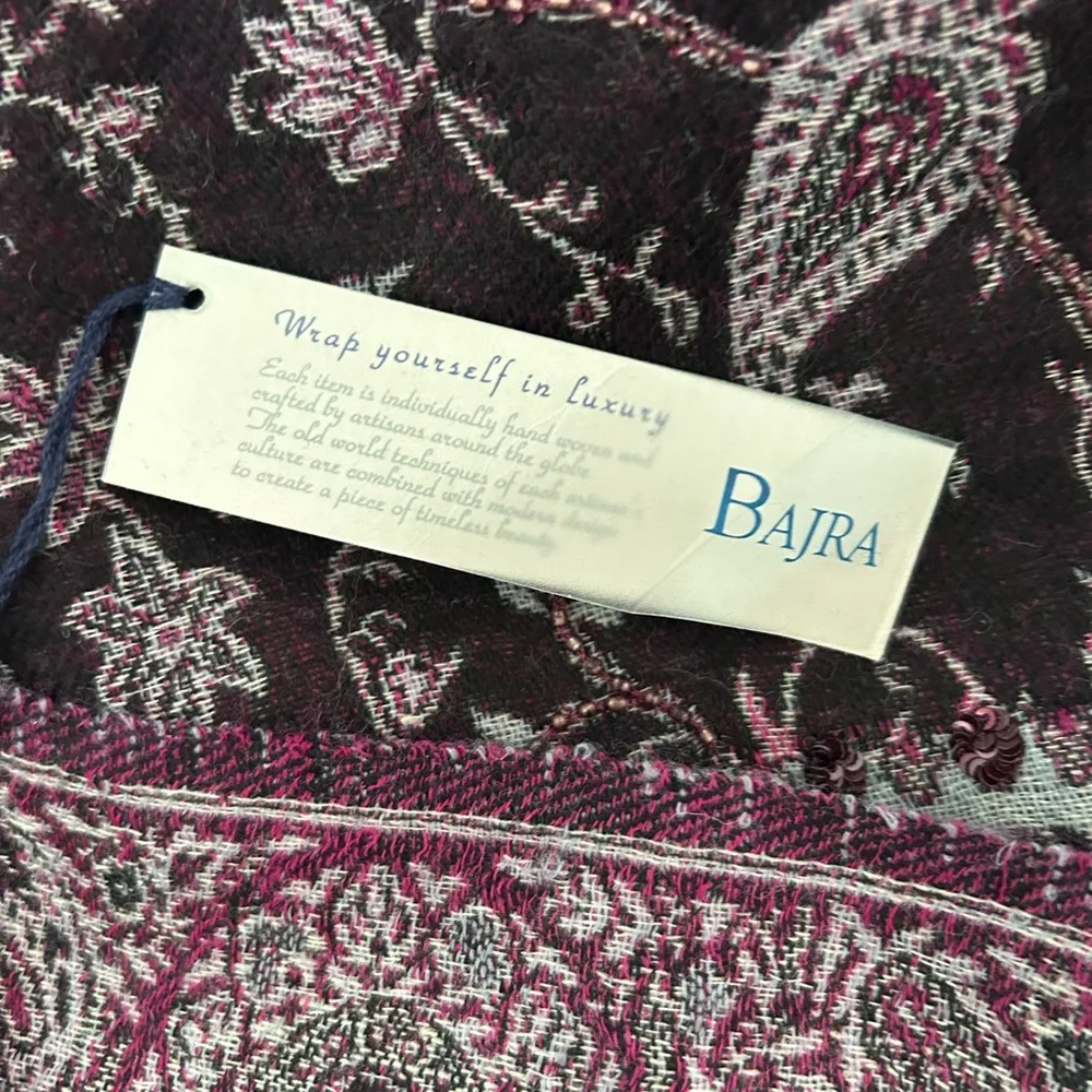 NWT Bajra merino wool wrap - Image 3