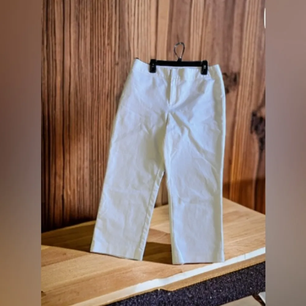 Amber Sun Collection Capri Pants 8 White Straight Leg Buttons Zipper cotton - Image 3