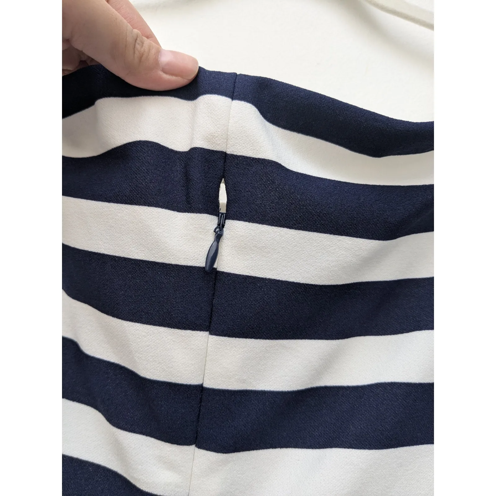 Eliza J Midi Dress Off the Shoulder Long Sleeve Bodycon Blue White Stripes Sz 4 - Image 11