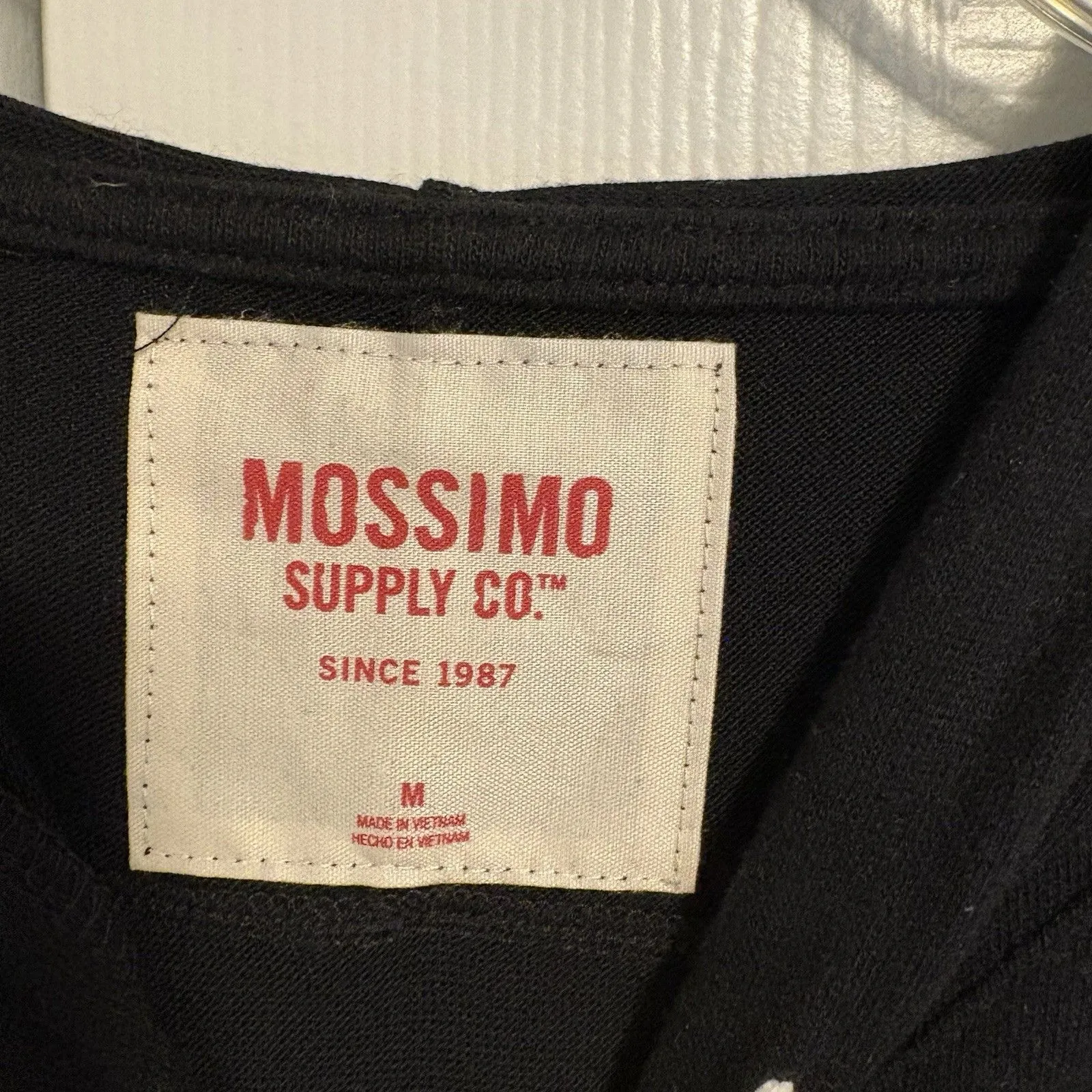 Mossimo Women’s Cropped Black Long Sleeve Pullover Size Medium - Image 3