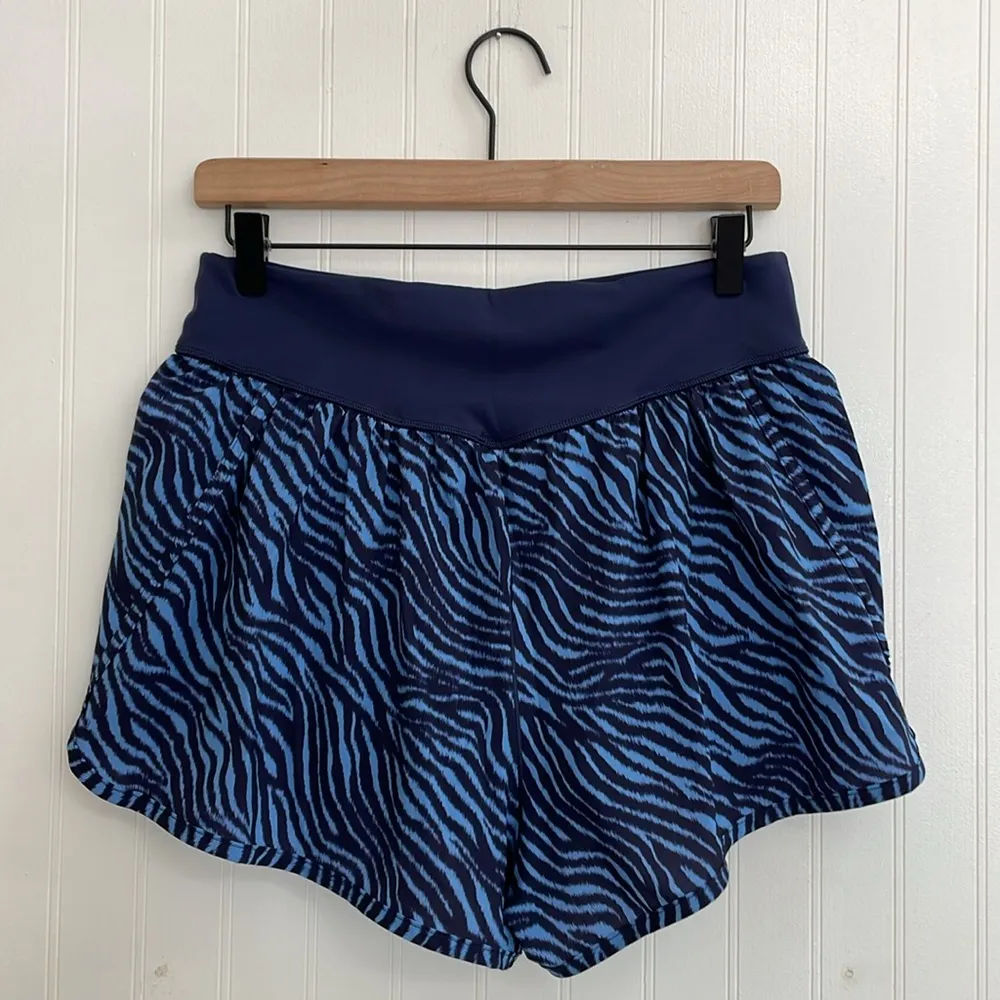 AERIE Offline by Aerie Zebra Print Lined Running Activewear Shorts Blue Size L - Image 6