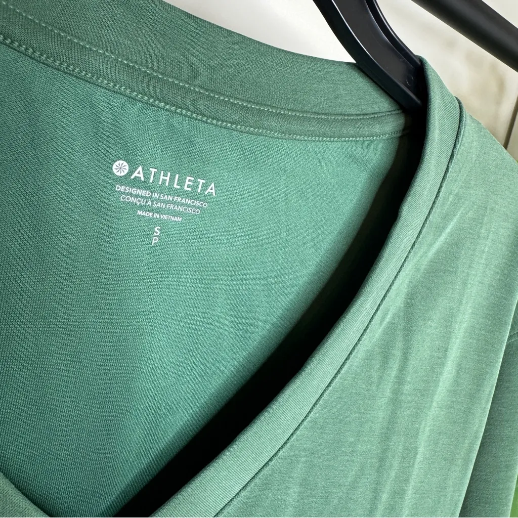 Athleta Seasoft Willow V-Neck Sweatshirt UPF 50+ Vineyard Green Modal S Small - Image 12