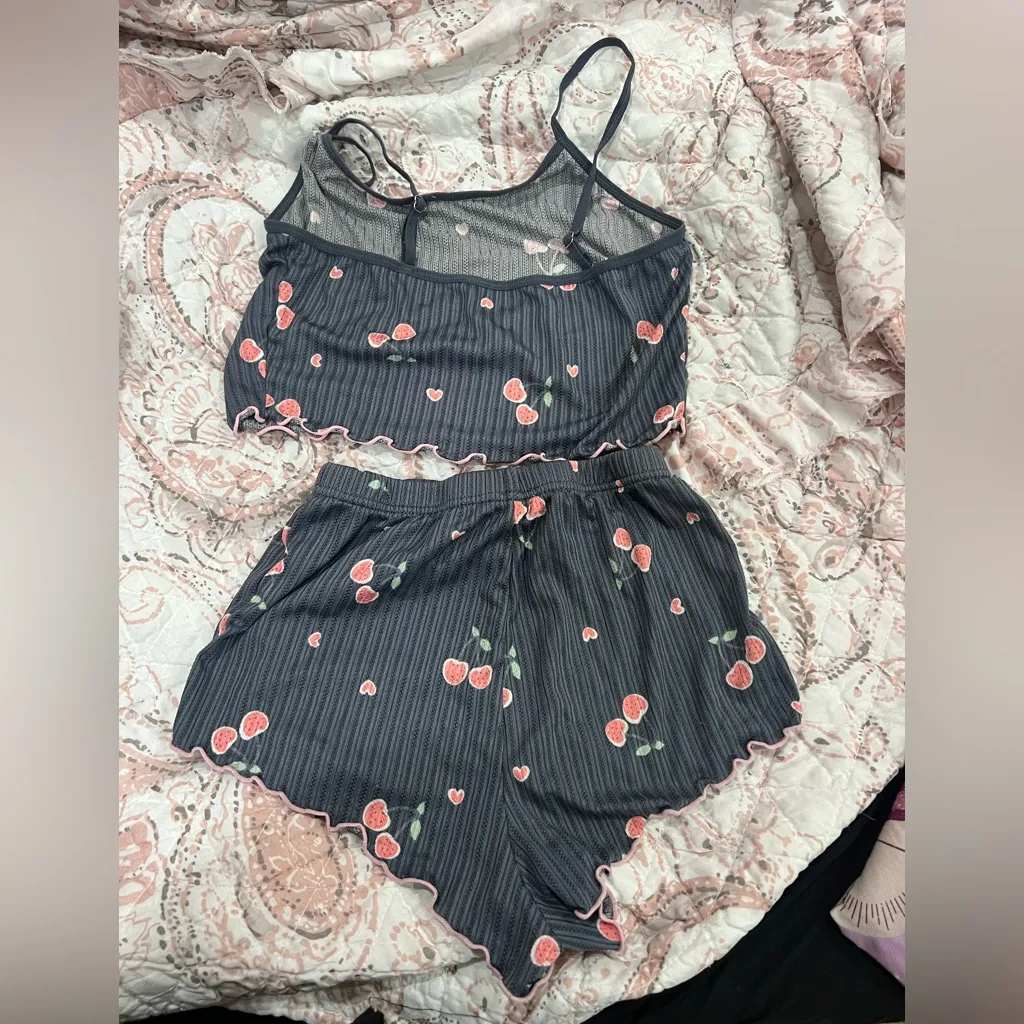 Small Gray and Pink Heart Pajama Set - Image 2