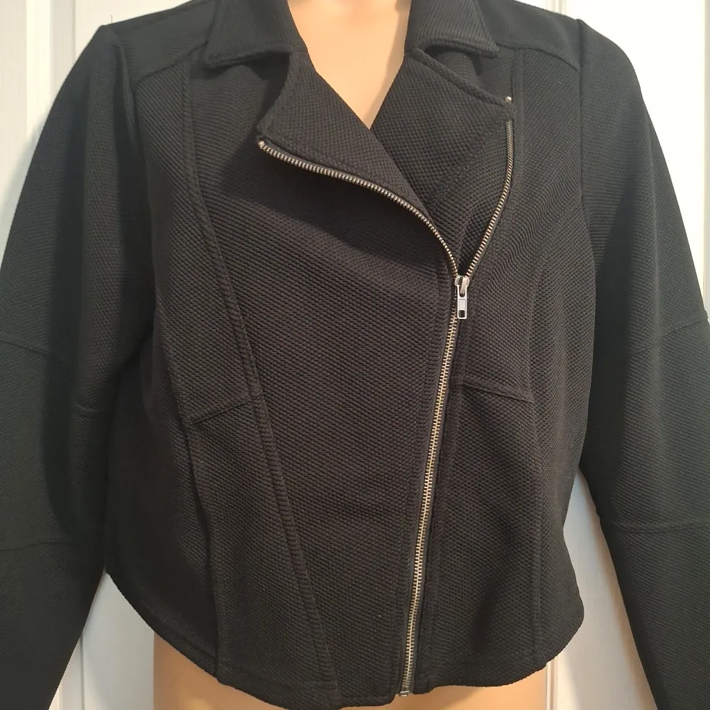 Torrid Sz 2 Women's Black Zipper Jacket - Image 10