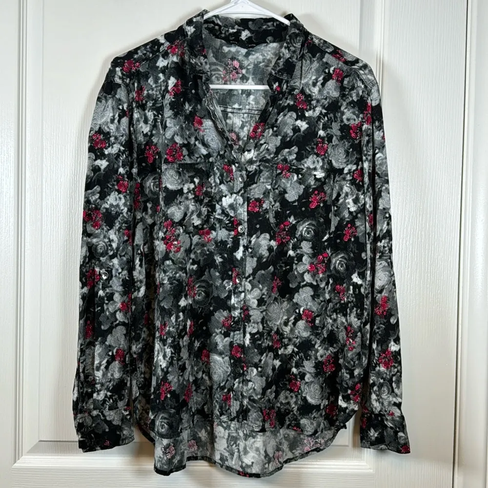 Rock & Republic Black Printed Button Down Blouse Size Large EUC #VEG-0129 - Image 2