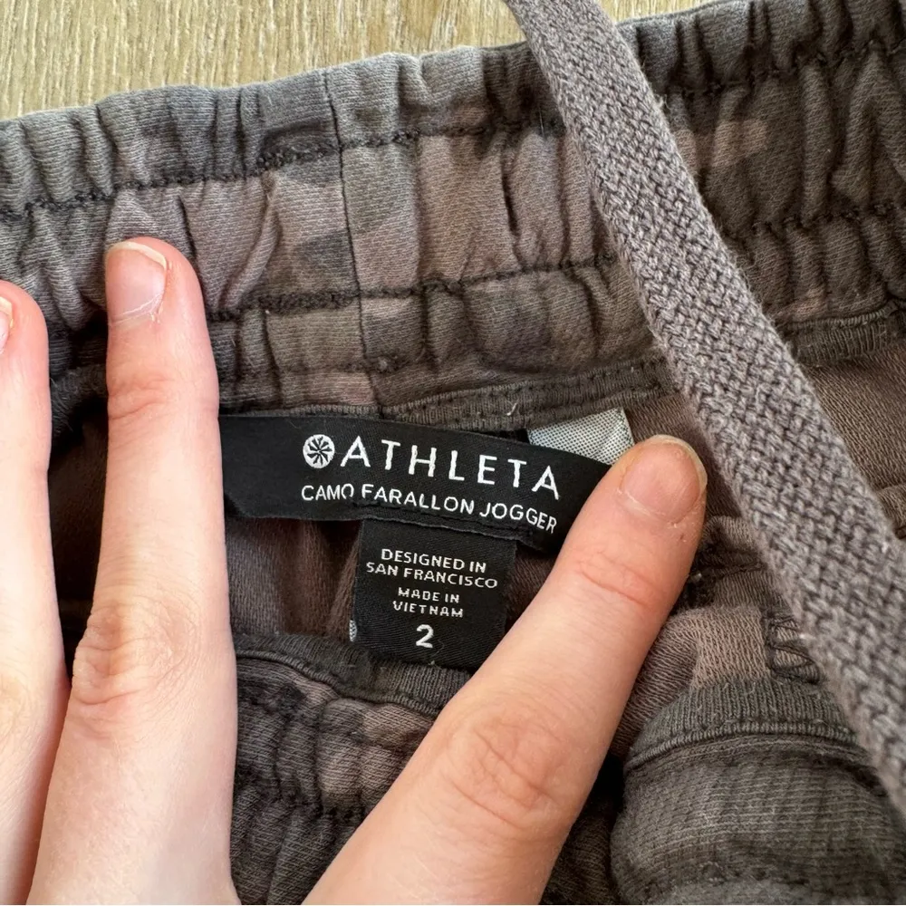 Athleta Farallon Camo Jogger - Image 6