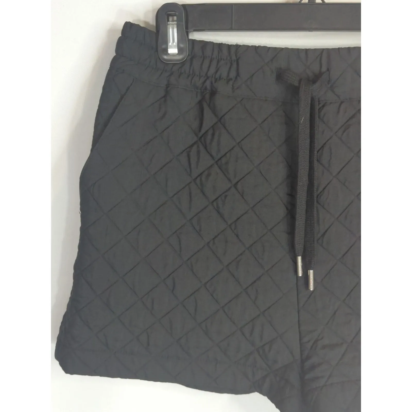 Zara Black Quilted Bermuda Shorts Women's Small High Waisted‎ Pull On Casual - Image 3