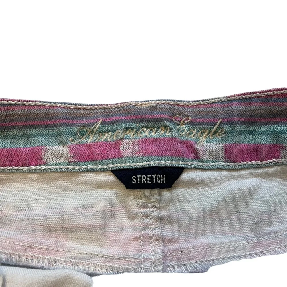 American Eagle Outfitters Patterned Denim Shorts - Image 6