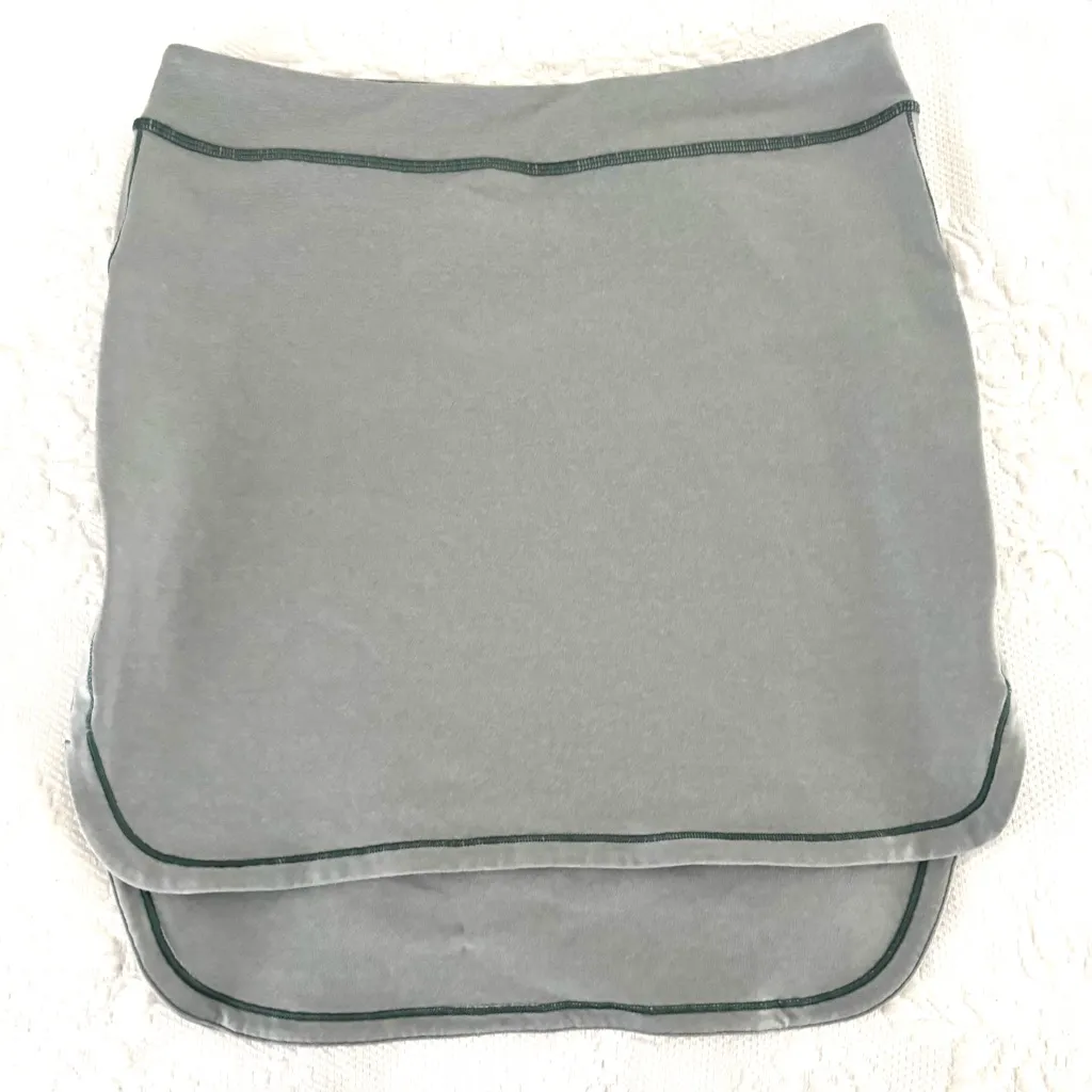 Lululemon  city skirt high low size 10 - Image 3