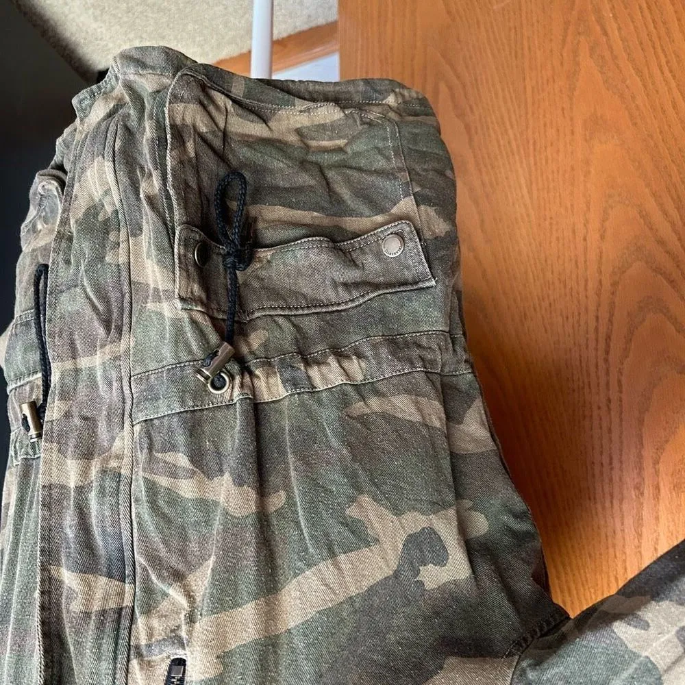 BLANK NYC Blank‎ NYC camouflage full zip jacket size M BIN S - Image 2