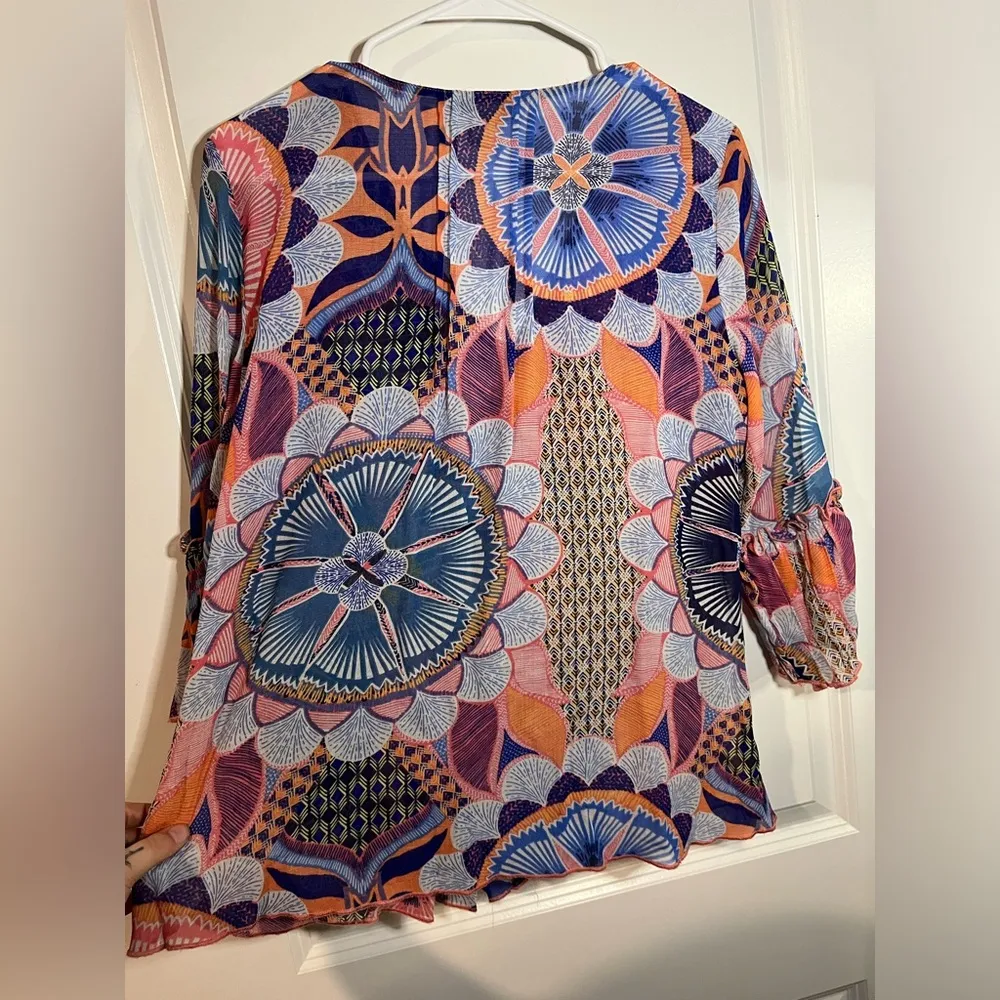 Vintage America Blues Women’s Lightweight Mandala Floral Blouse Size Small - Image 4