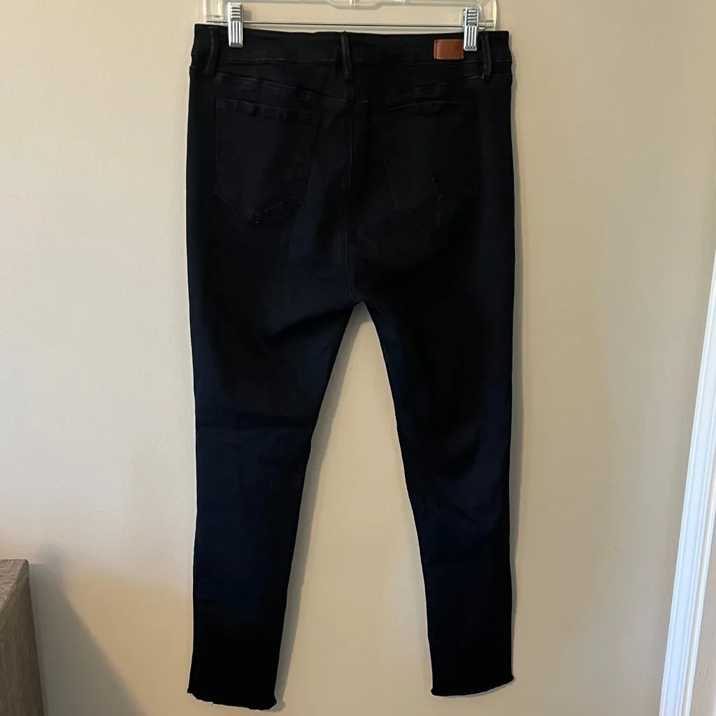 Women's Black Skinny Jeans - Image 4