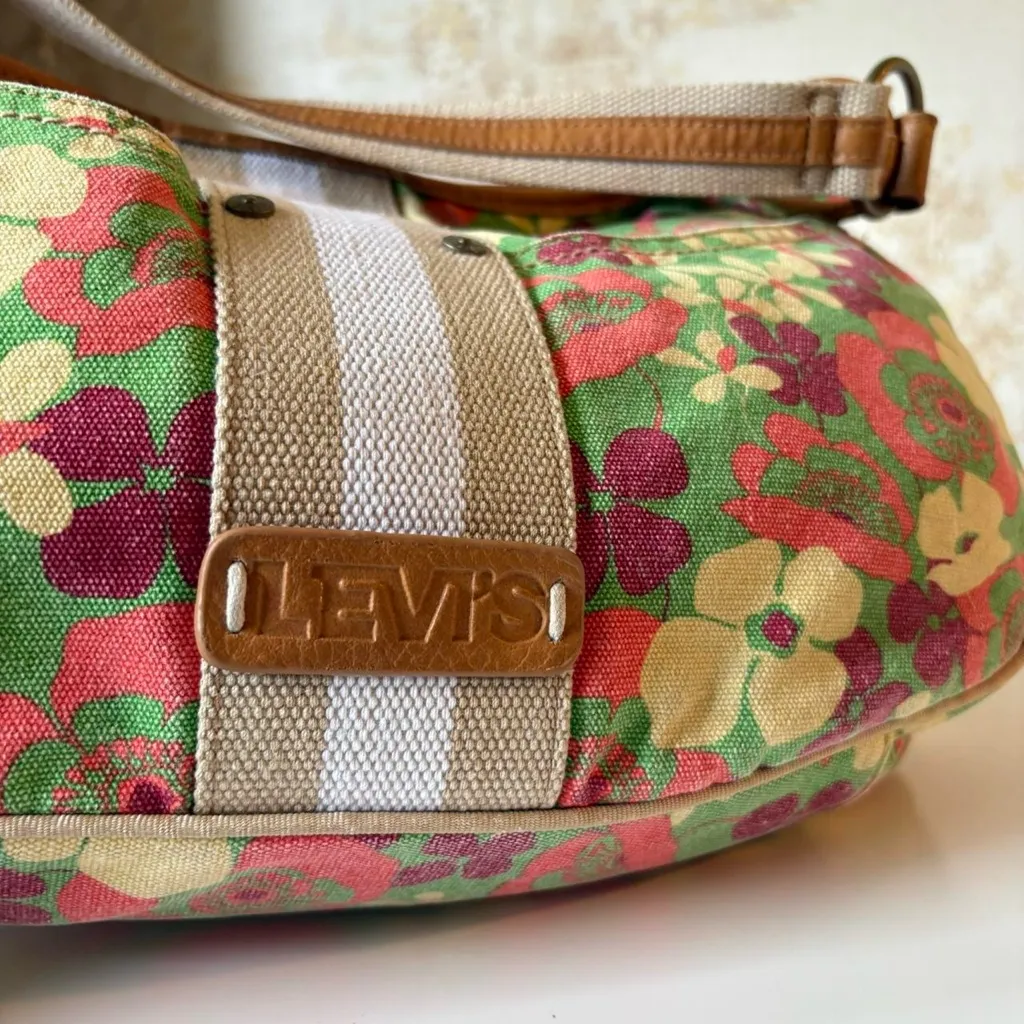 Levi’s 70s style y2k brown multicolor floral print canvas hobo shoulder bag - Image 6