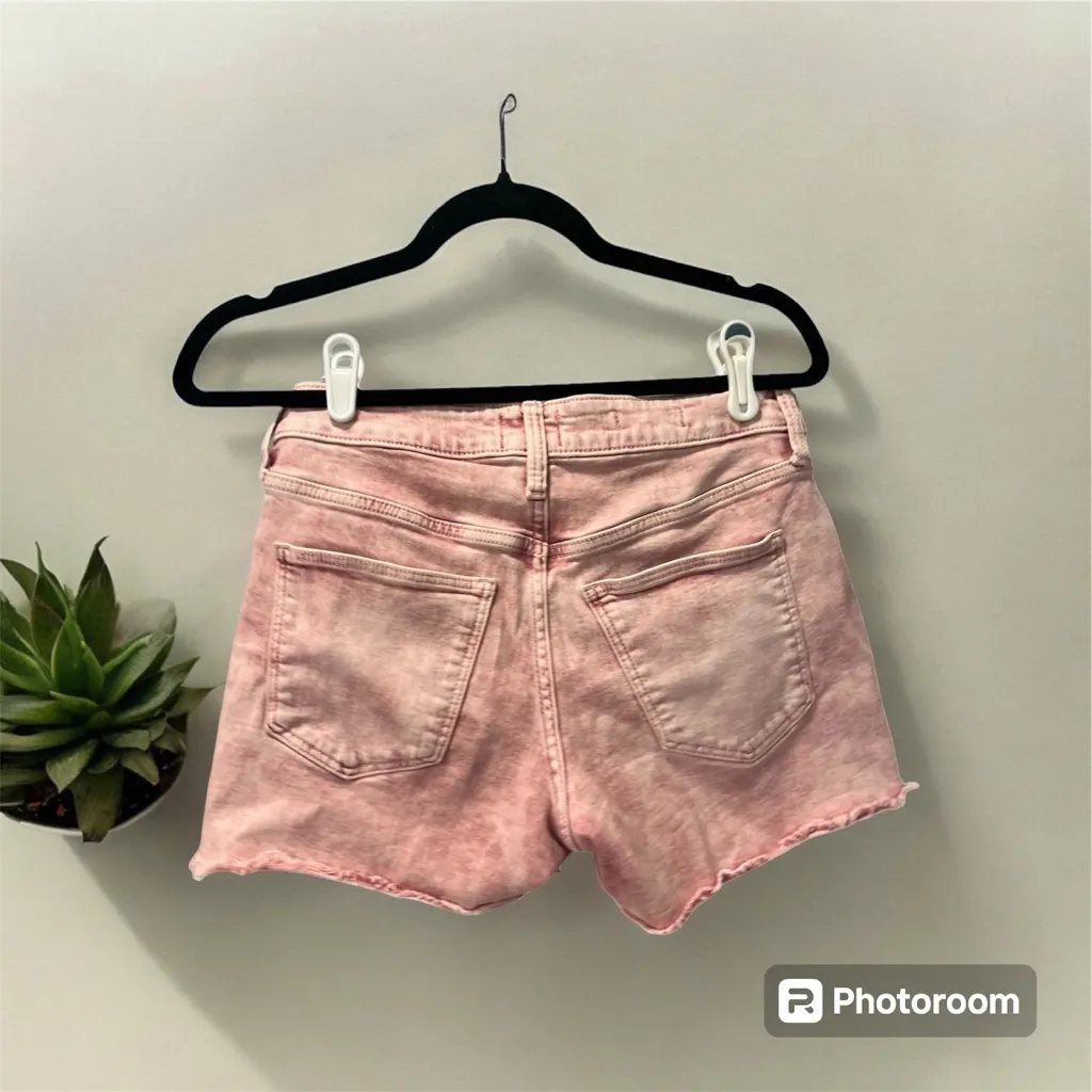 Universal Thread High Rise Midi Shorts Size 4 - Image 3