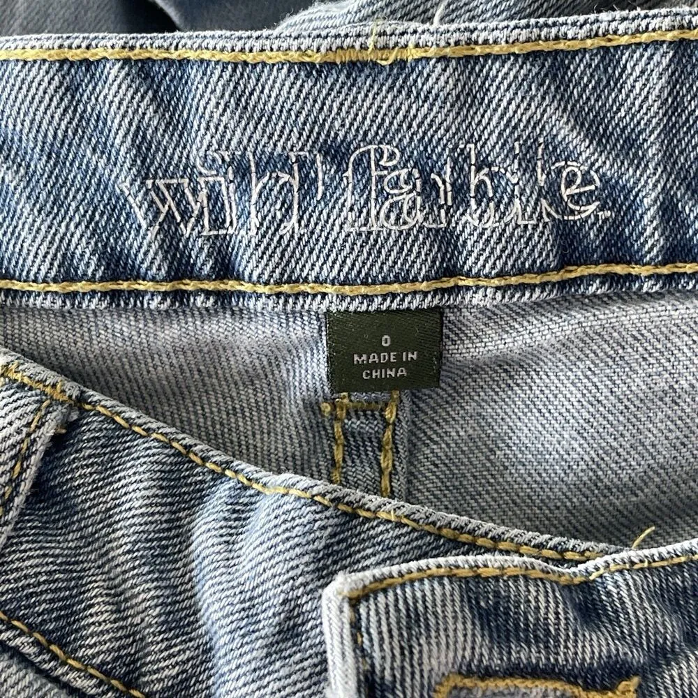 Wild Fable SZ 0 Ankle Jeans Mid-Rise Distressed Rips Pockets Light Wash Blue - Image 8