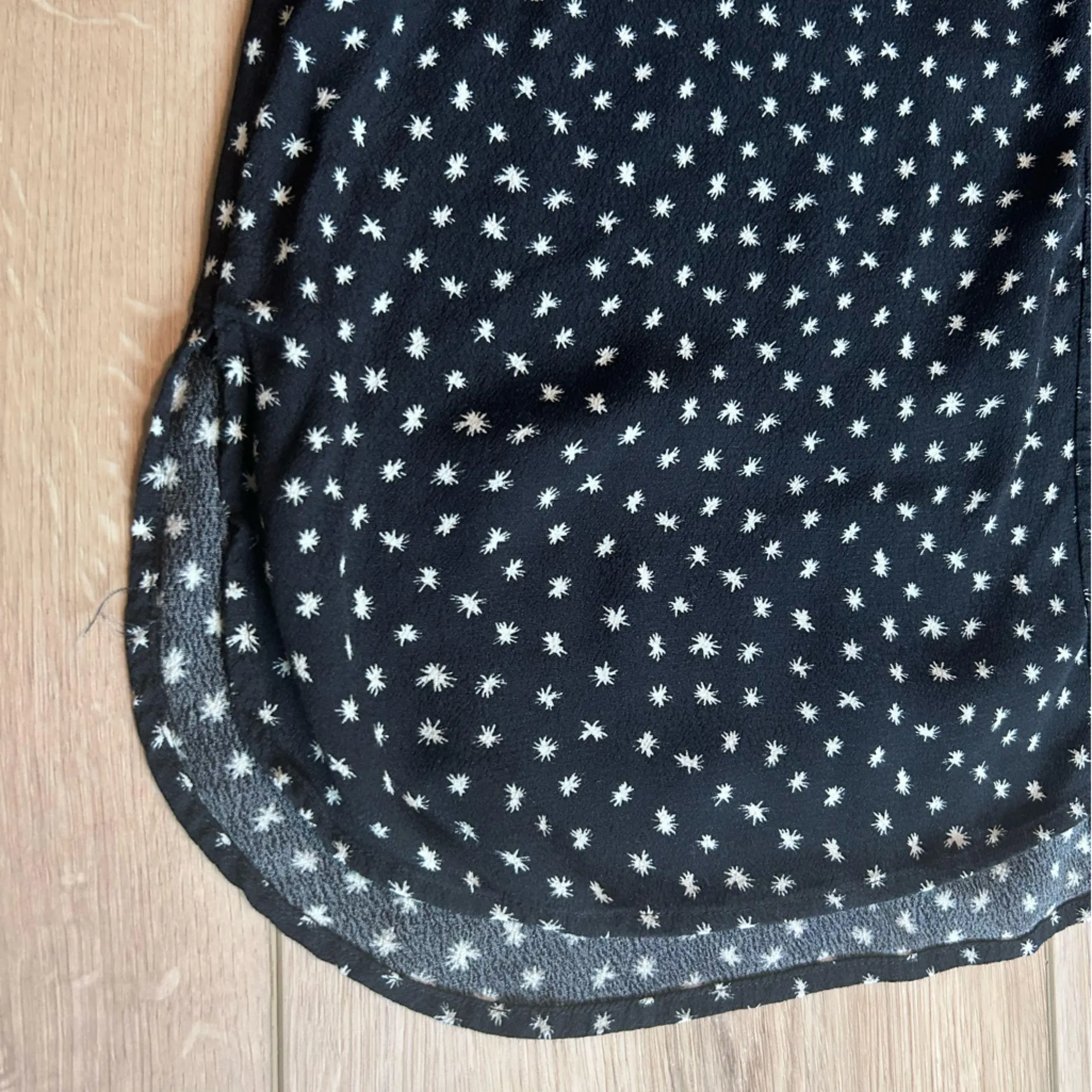 Madewell Women's Medium Racerback Tank Top Blouse Star Flurry Curved Hem Shirt - Image 7