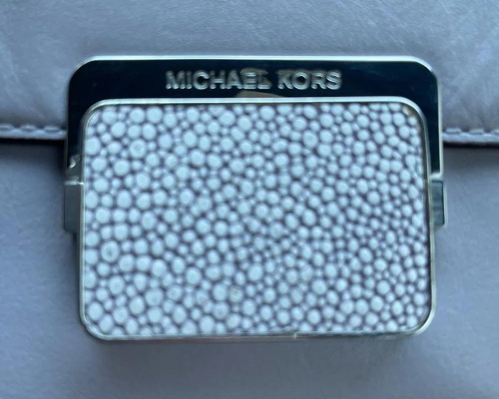 Michael Kors Cynthia Lavender Envelope Crossbody - Image 10