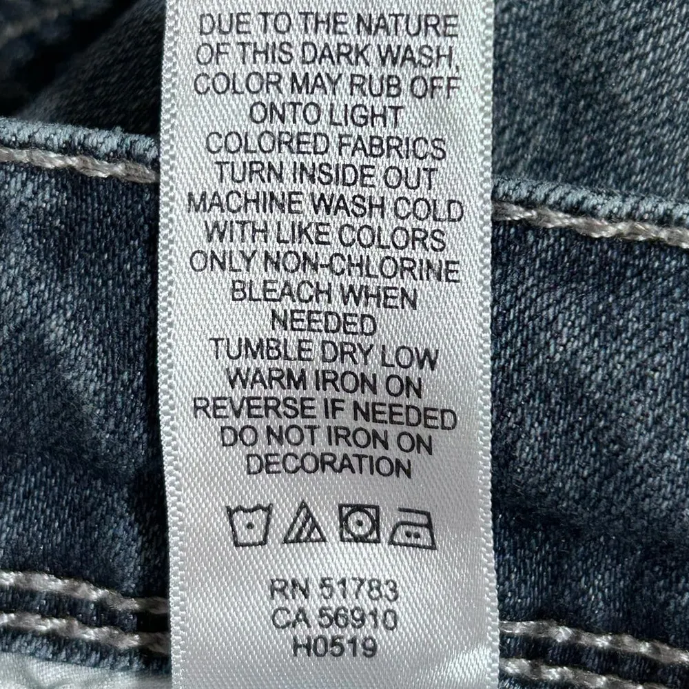 Maurices Women's Mid Rise Flared Leg Jeans Size 10‎ Long - Image 5