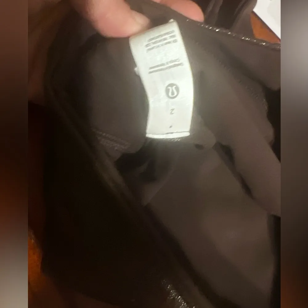 Align Asymmetrical Ribbed Bra Light Support Cup A/B Shine Size 2 - Image 5