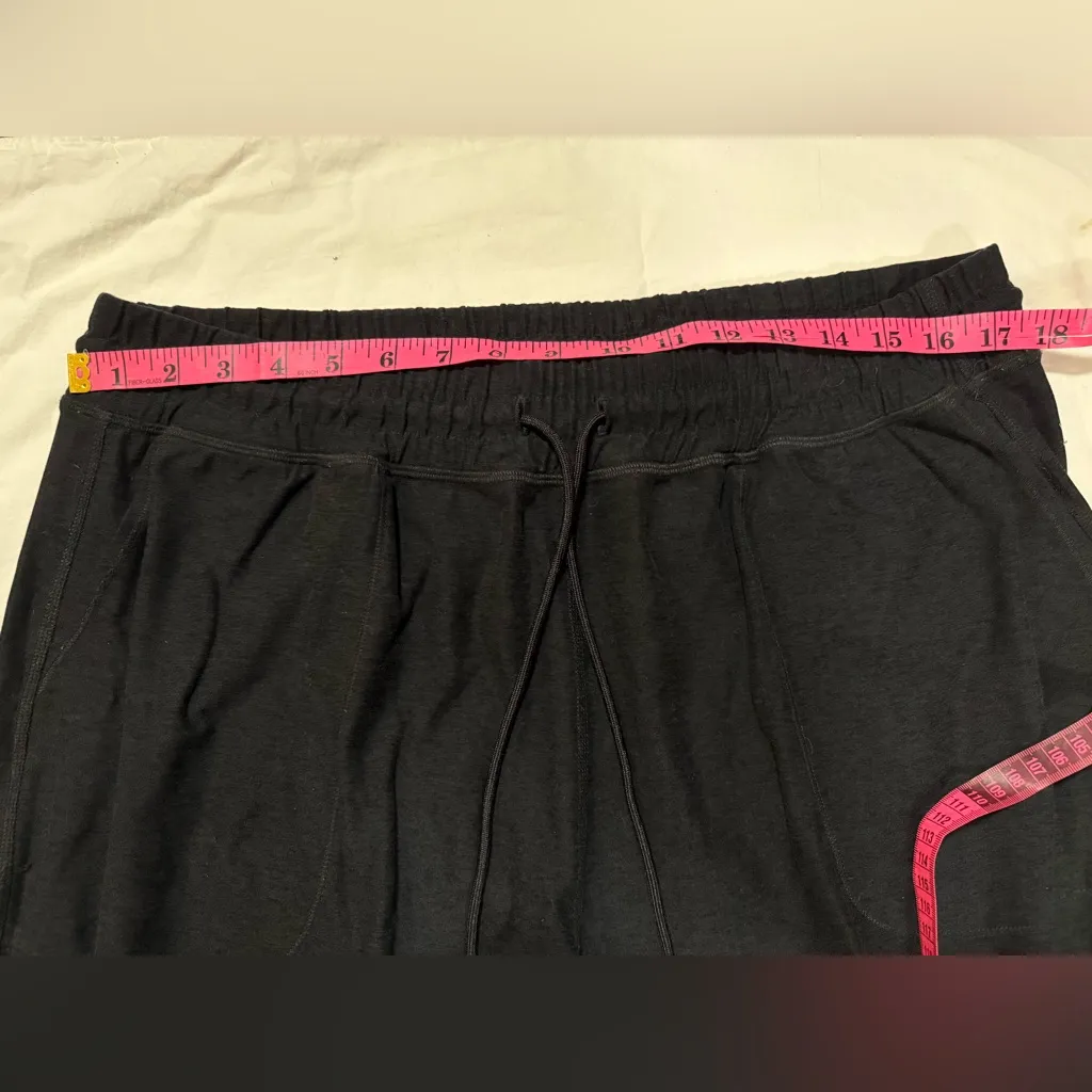 Beyond Yoga Black Heather Spacedye Joggers Size XL - Image 10