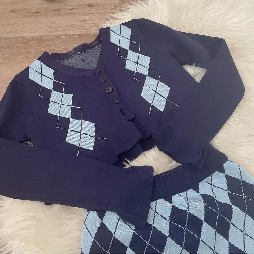 Korean style plaid top and skirt set - Image 3