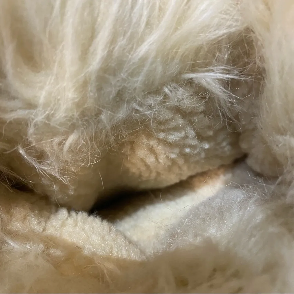Fluffy boots Size 8.5 - Image 5