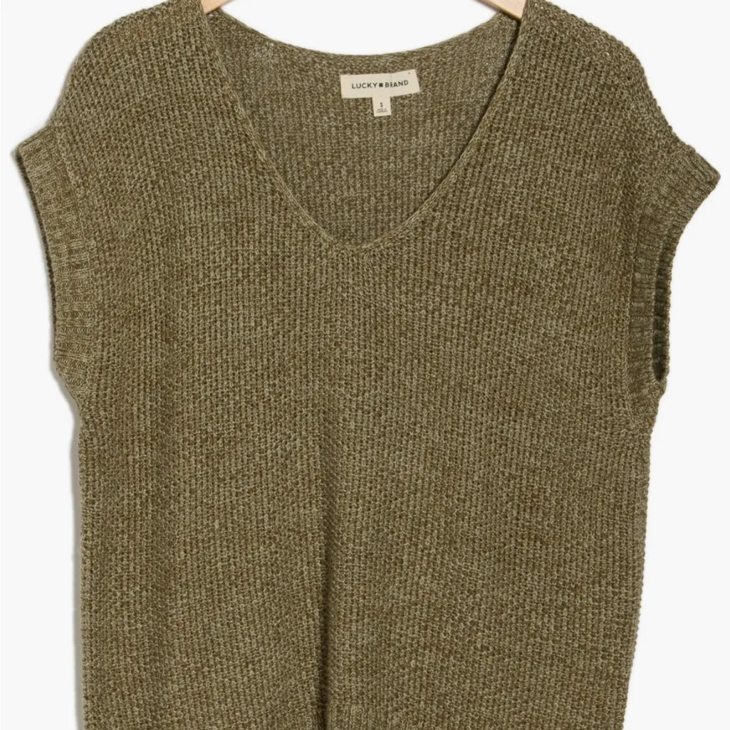 Lucky Brand Tan V-Neck Sweater - Image 3