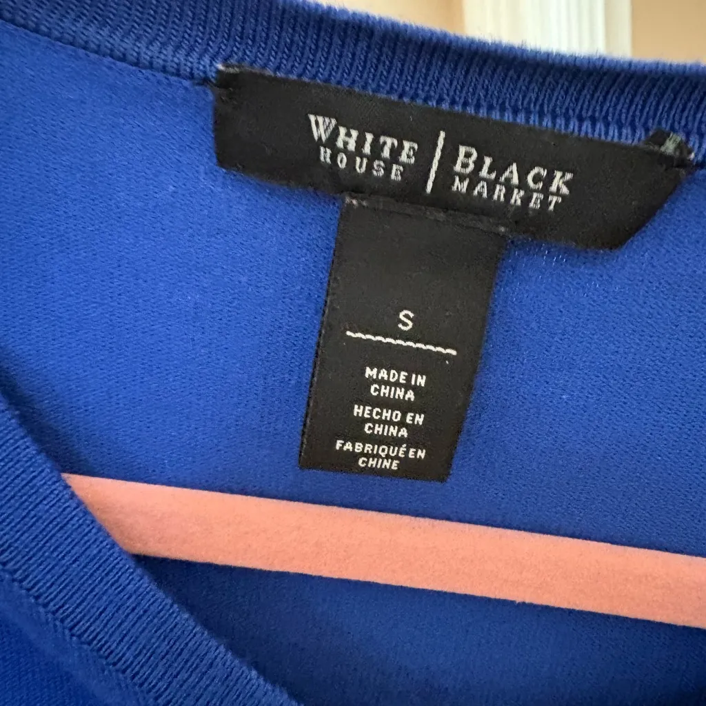 White House black market blue top - Image 2