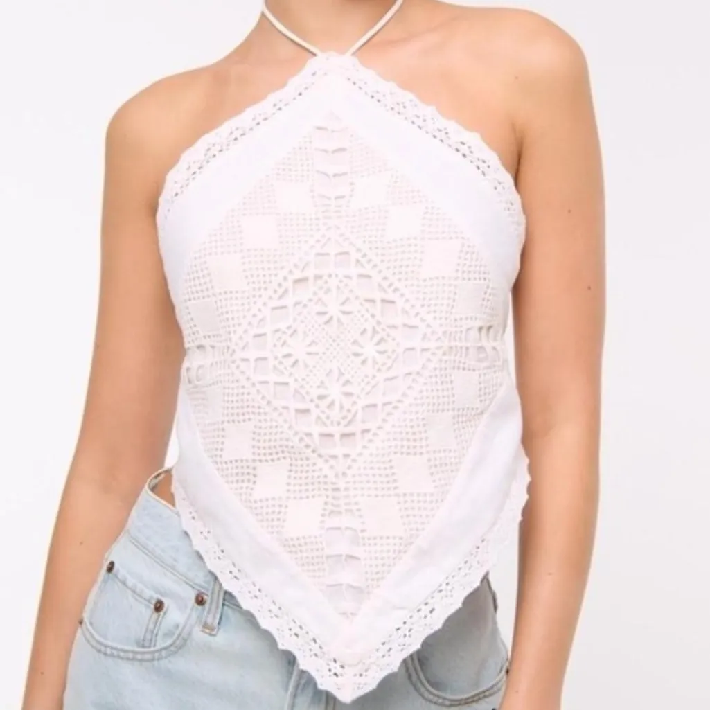 Abercrombie & Fitch - halterneck open back scarf top in white - Image 5