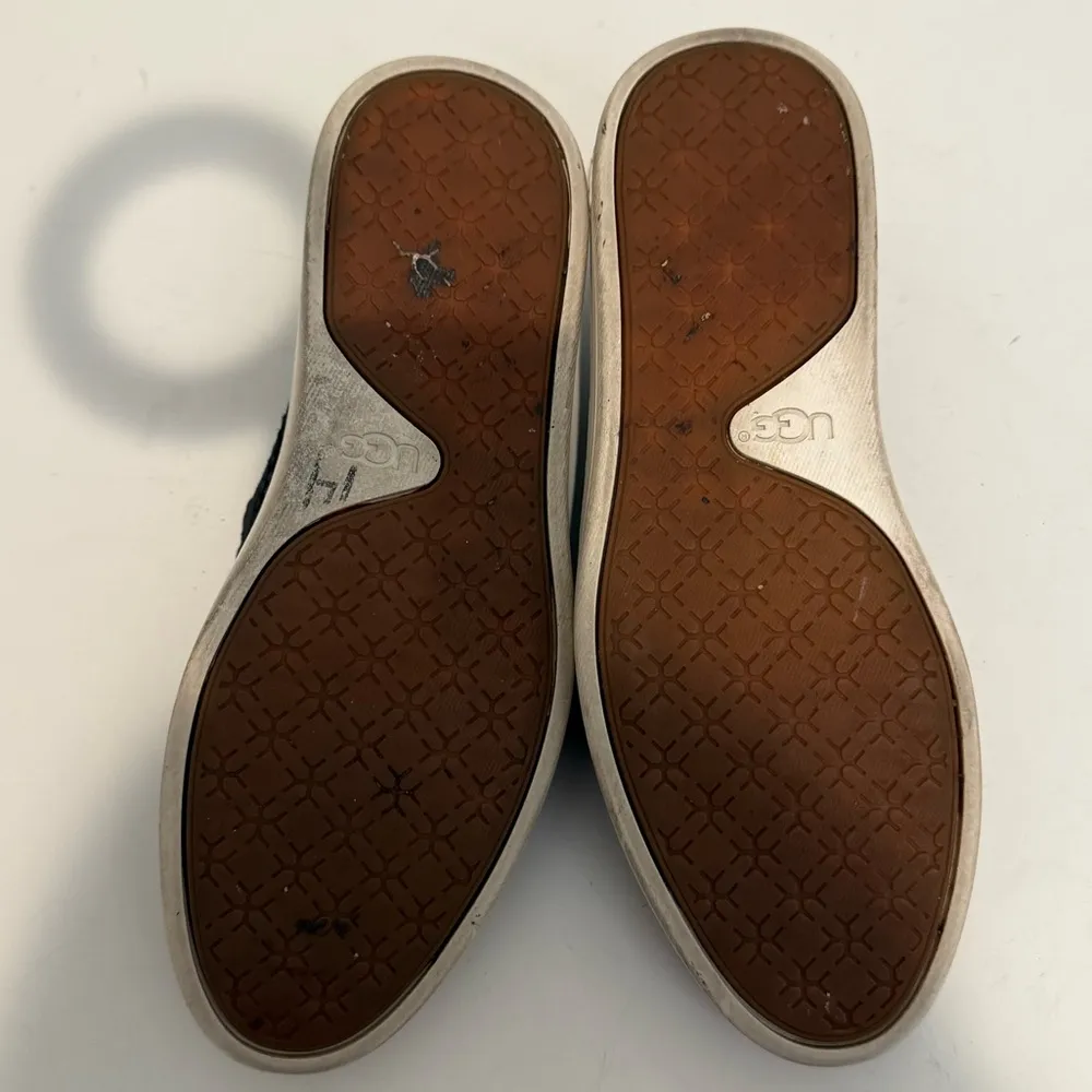 UGG Sammy Knit Slip On Sneakers Black Tan Size 6 - Image 8