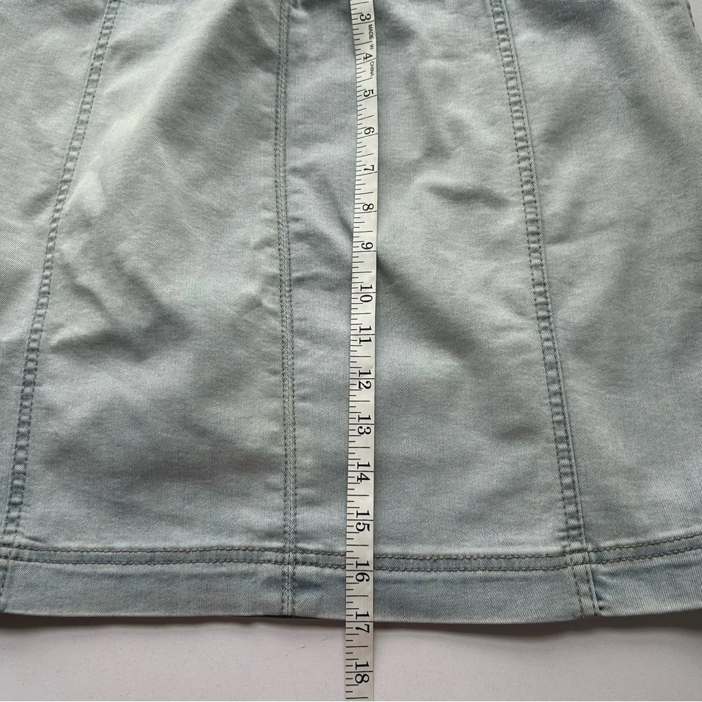 Light Blue Denim Skirt White Size 18 - Image 8