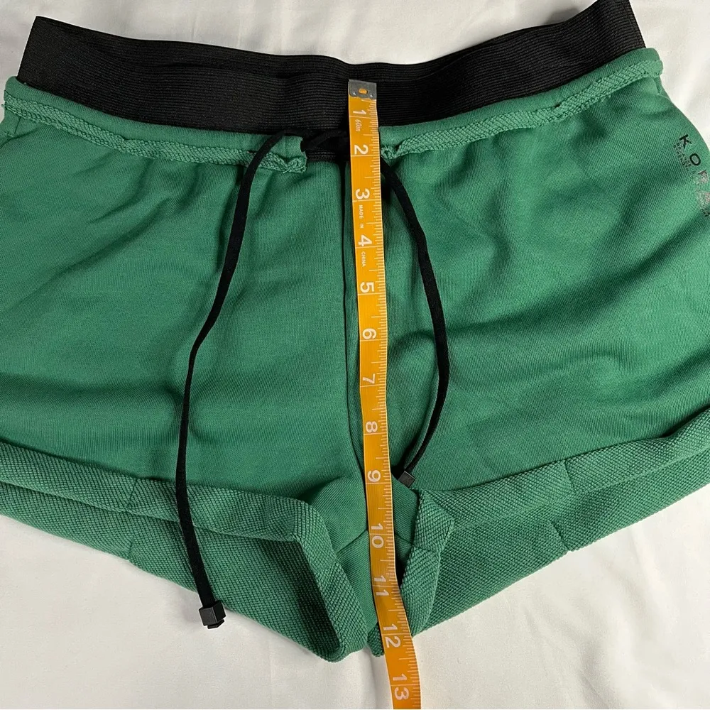 Koral Size S Duffle Green Black Roll Up Sweat short Gym Active Pockets Lounge - Image 3