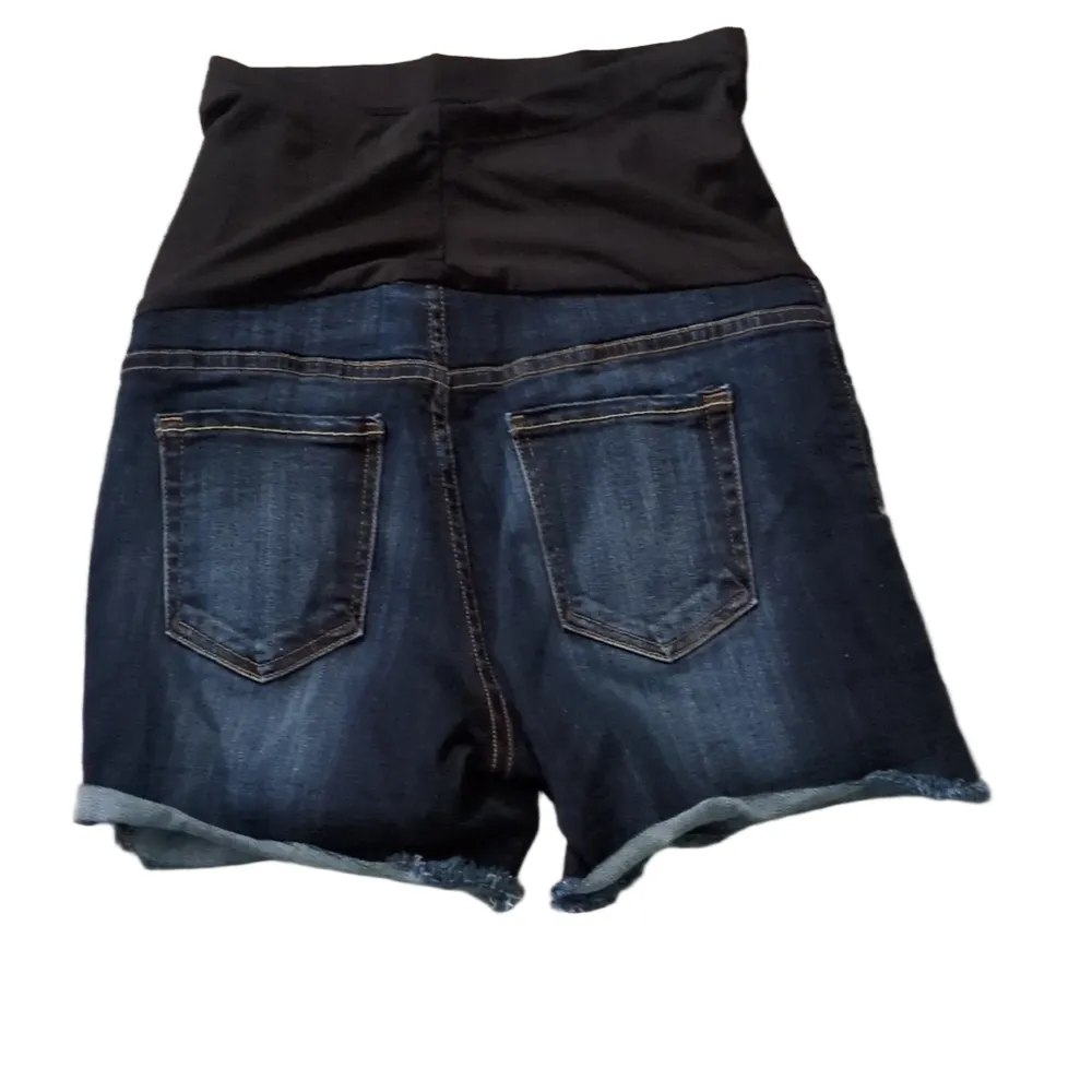 Just Black Maternity Shorts Size 27 - Image 6