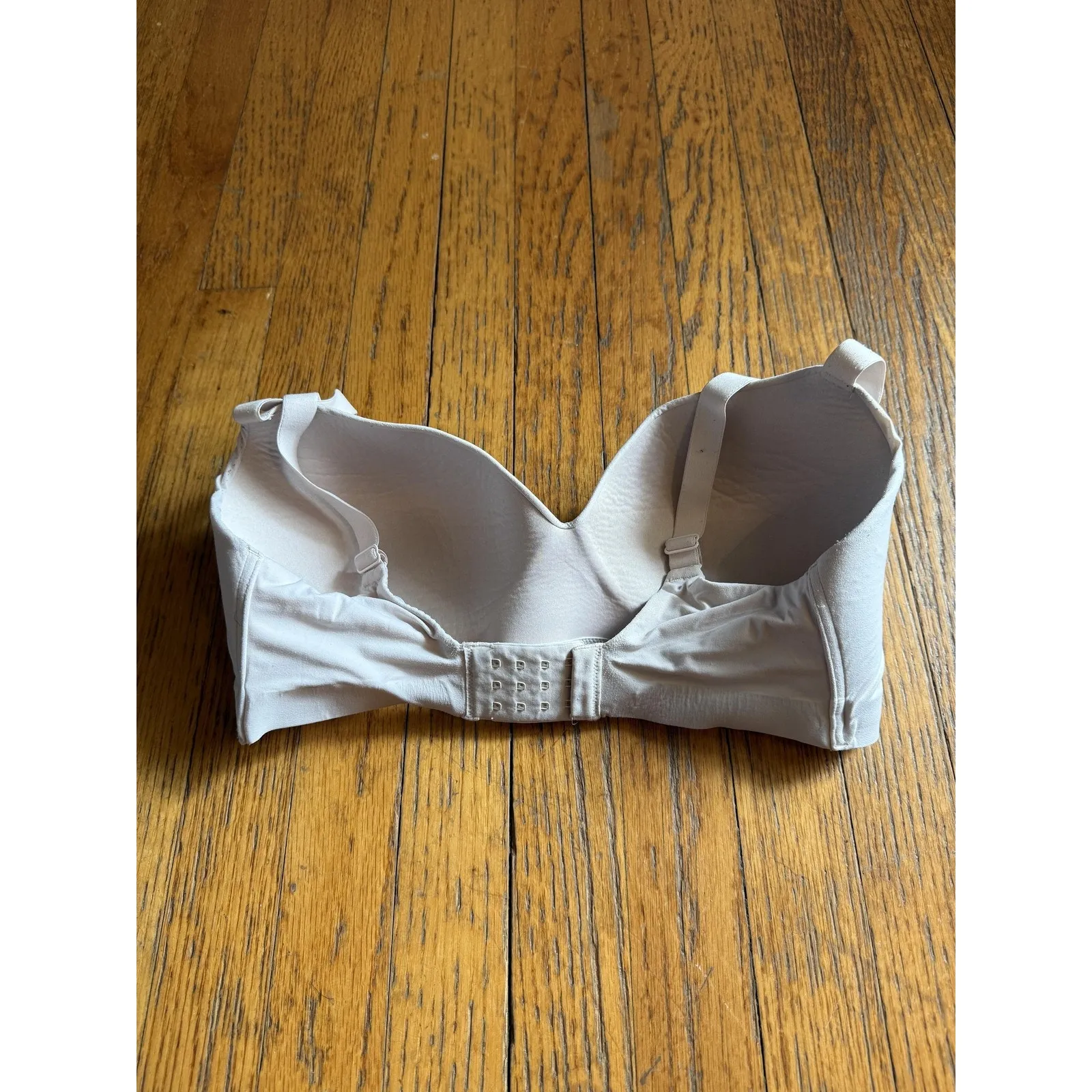 Soma Bra Womens 36DD Beige Enbliss Wireless Lightly Lined Padded Hook Back Size undefined - Image 3