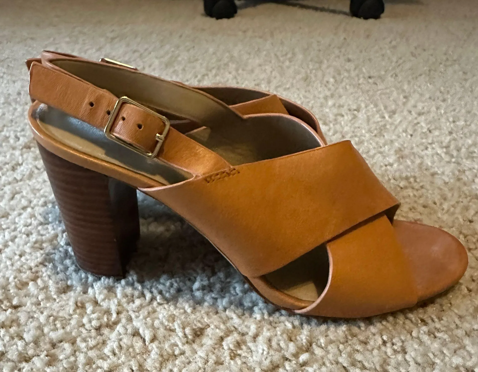 Ann Taylor Leather Sandal - Image 2