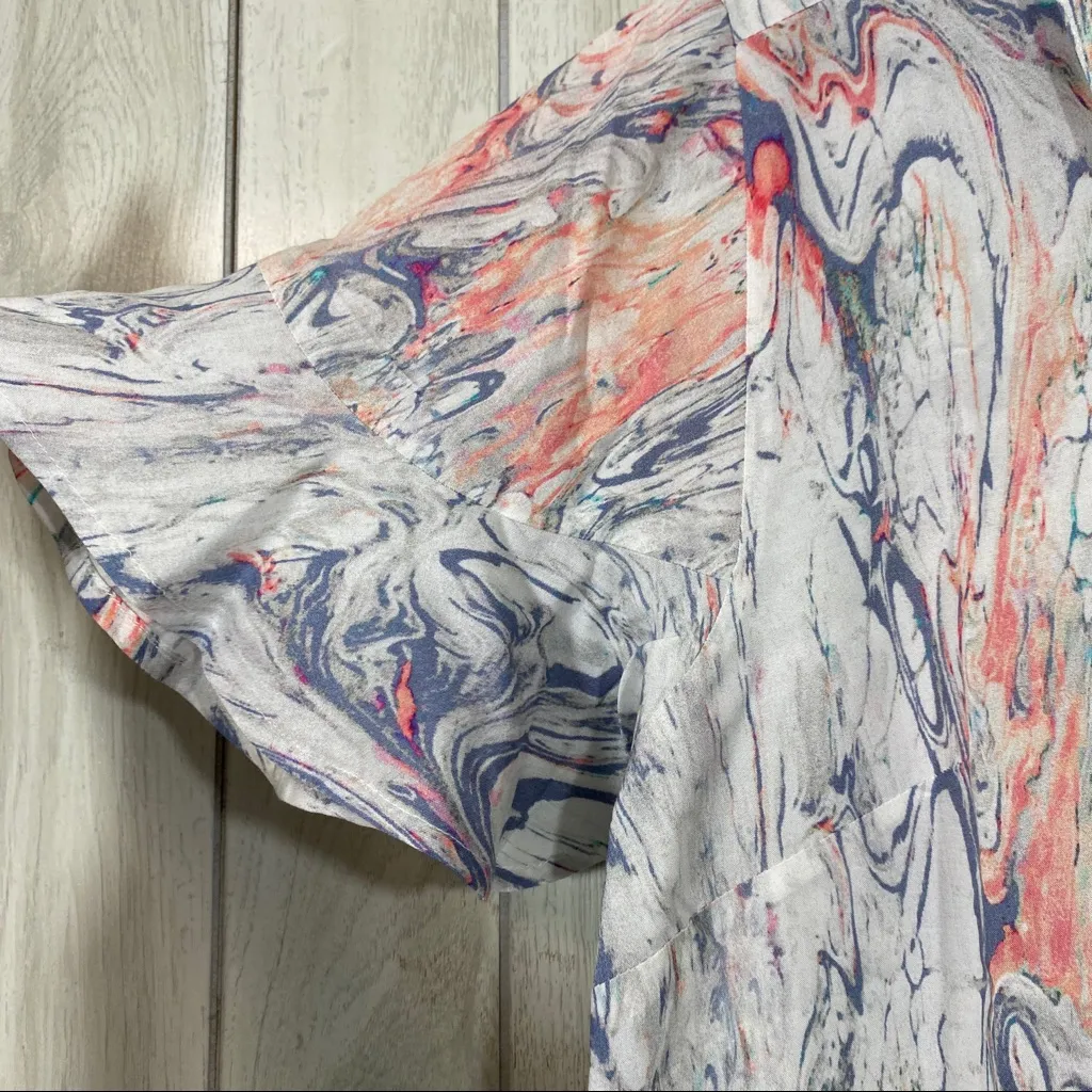 NEW Tolani Marley Marble Top Flutter Sleeve size L Large NWT White - Image 5